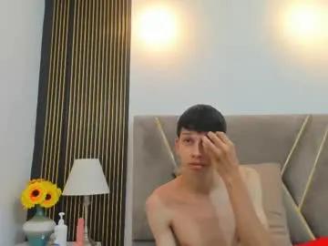 tom_and_bunny — GOAL: Full naked [145 tokens remaining] Welcome to my room! #bigdick #latina #18 #couple #fuckmachine