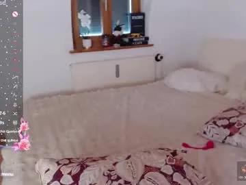 valen210399 — squirt all over my body, who wants to be the hero?  [1000 tokens left] #bigboobs #bigass #british #pantyhose #german