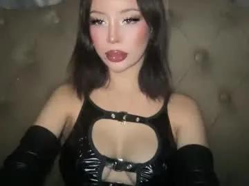 weebu010 on Chaturbate 