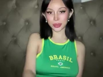 weebu010 on Chaturbate 