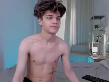 williemiler — Welcome to my room! - Goal: oil show [45 tokens left] #new #18 #couple #feet #young