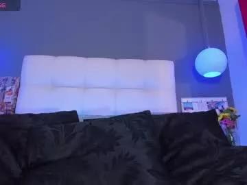 yiyo10_ on Chaturbate 