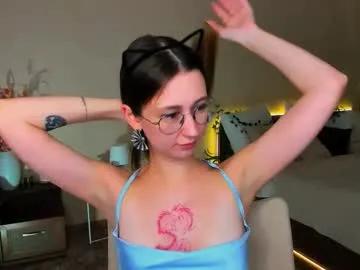 yourlovelystoryy on Chaturbate