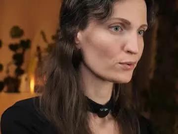 yulladao on Chaturbate 