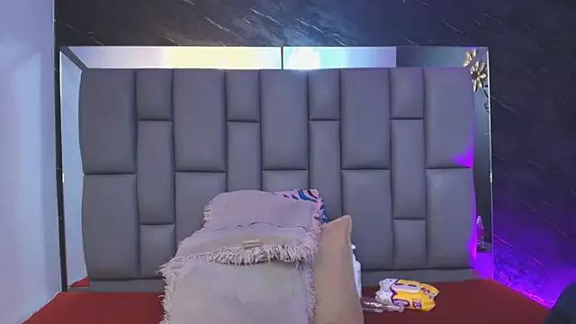 _MiaBrown_ on StripChat