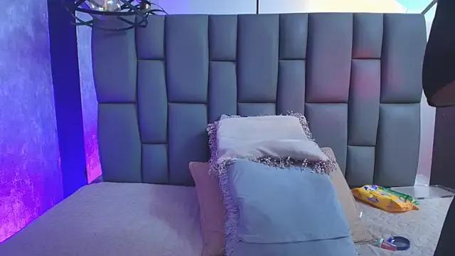 _MiaBrown_ on StripChat