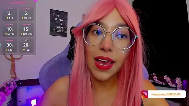 _Moon_Johnson on StripChat 