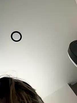 Alanna-foxx on StripChat 