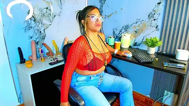 AlixLong — Show asshole