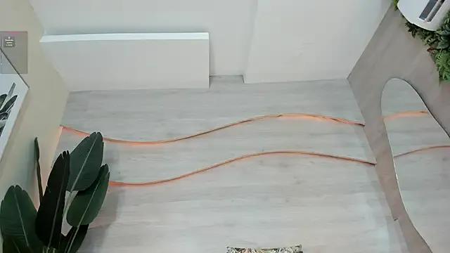 Alma_Leon on StripChat 
