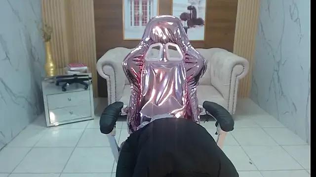ambar_fox_s on StripChat 
