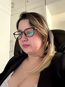 amooraaamoon on StripChat 