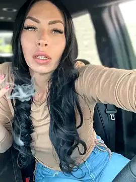 annablisss — Risky squirt on strangers car  