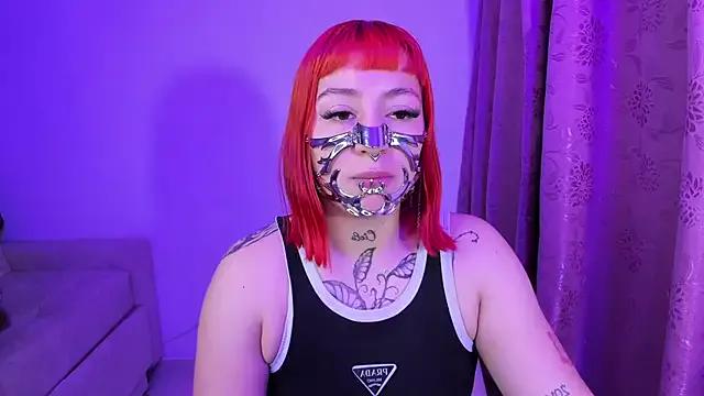 annika_taylor on StripChat