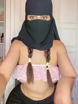 arabiaAna — Show ass naked