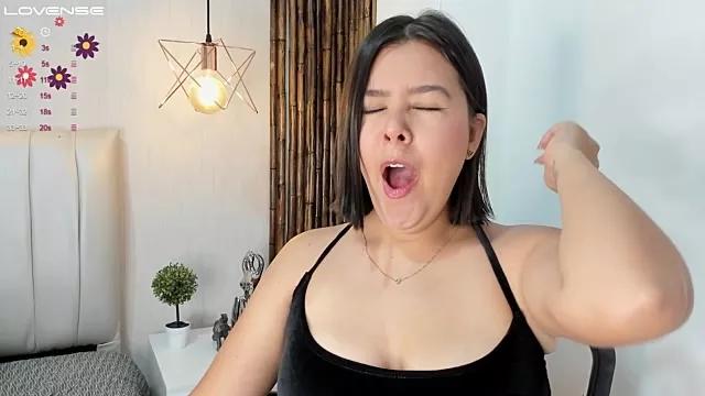 Aria_Reid on StripChat 