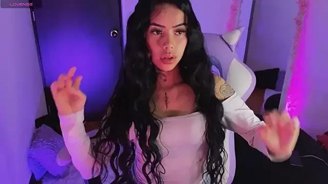 babee_04 on StripChat 