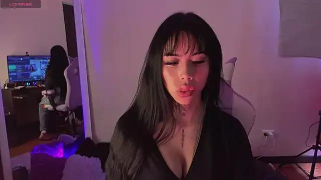 babee_04 on StripChat 