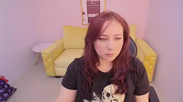 bellatrix_ch on StripChat
