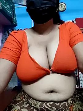 BERRY_00 on StripChat 