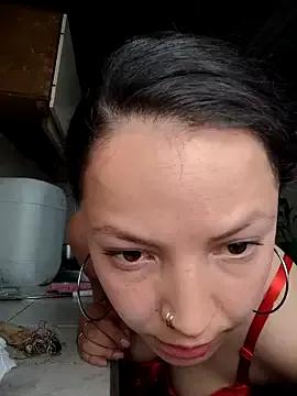 BONNIEFLOREZ on StripChat 