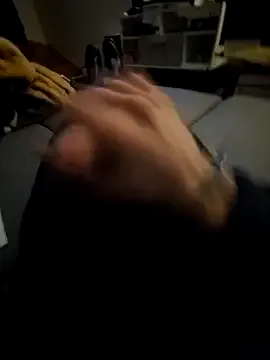 bootslove1 on StripChat