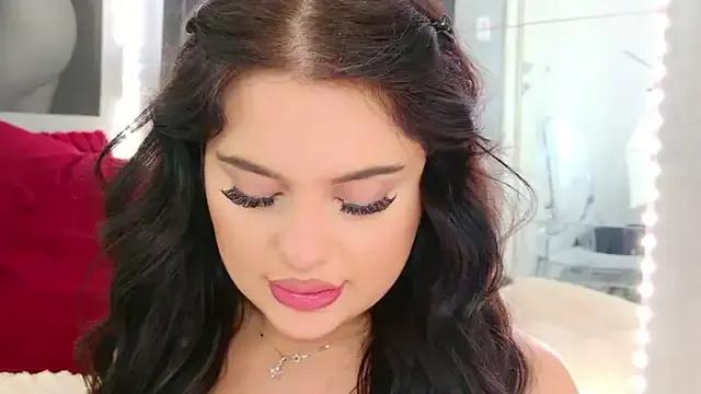 celia_chanel on StripChat