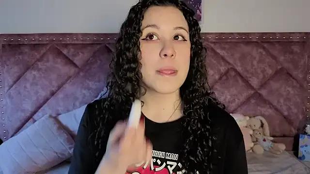 Charlotte__Miller — I move my butt in 4