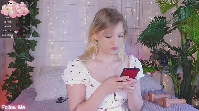 Crazy_Wine on StripChat