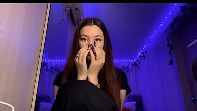 CutieSlim — show leg)