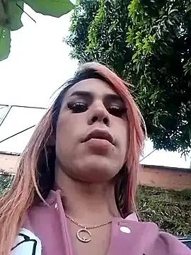 Daliana_Gounbolt — Twerk + doggy + 5 Spanks 
