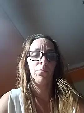 Dettybitch40 on StripChat 