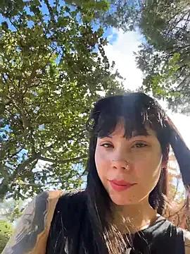 EemaHaruki on StripChat