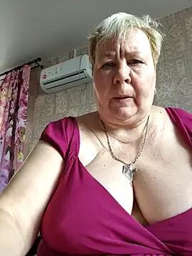 EffectFiona on StripChat