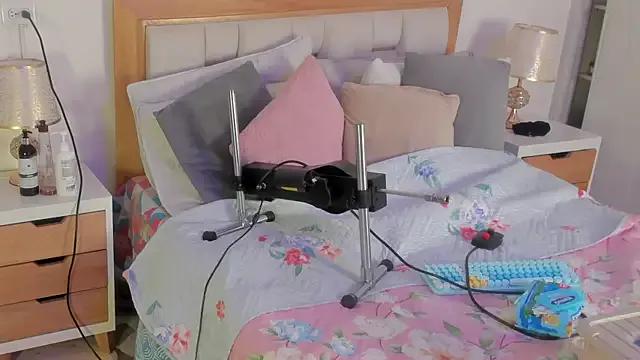 elena_mature on StripChat