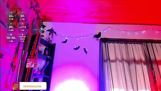 EmmaRusso on StripChat 