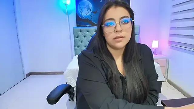 Evaa_ruiz on StripChat 