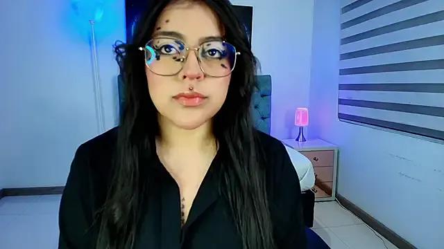 Evaa_ruiz on StripChat 