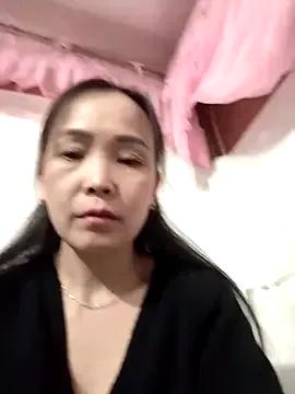 Feeling-hot on StripChat