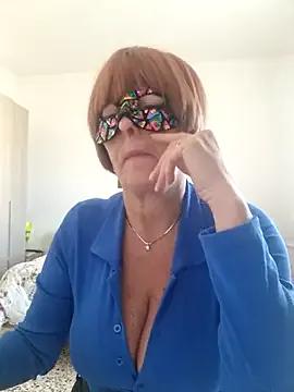 Gattina74 on StripChat 