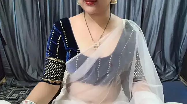 goldiwets on StripChat