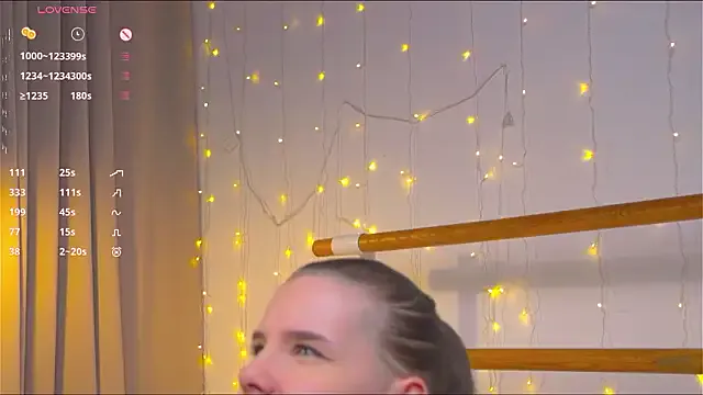 happynewdear on StripChat