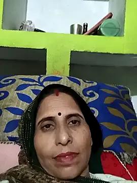 Hot_liya54 on StripChat