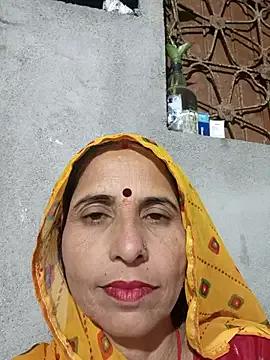 Hot_liya54 on StripChat