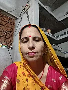 Hot_liya54 on StripChat