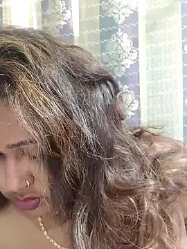 hotbhabhi011 — Flash pussy 1 frimgering