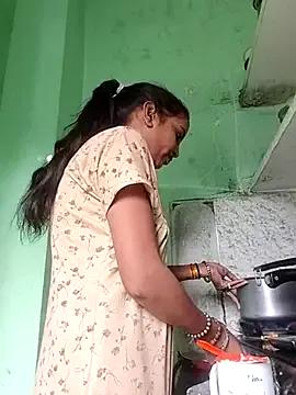 Hotty-Nidhi on StripChat 