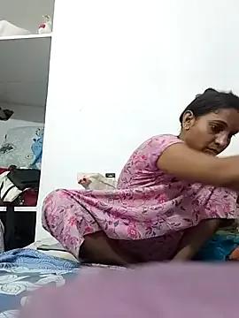 Hotty-Nidhi on StripChat 