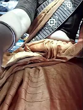 indianhotwife639 on StripChat 