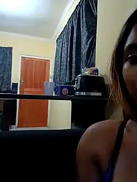 Indianqueen03 on StripChat 